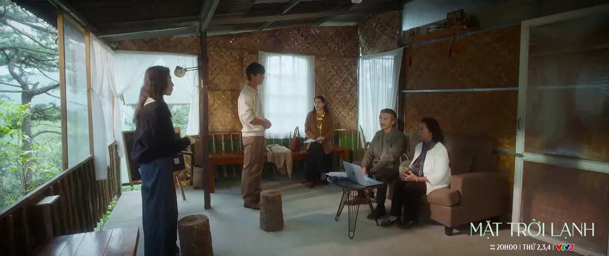 Mặt trời lạnh - Tập 26: Thiếu gia đưa bạn gái ra mắt gia đình theo cách đặc biệt- Ảnh 1. Mặt trời lạnh - Tập 26: Thiếu gia đưa bạn gái ra mắt gia đình theo cách đặc biệt- Ảnh 1.