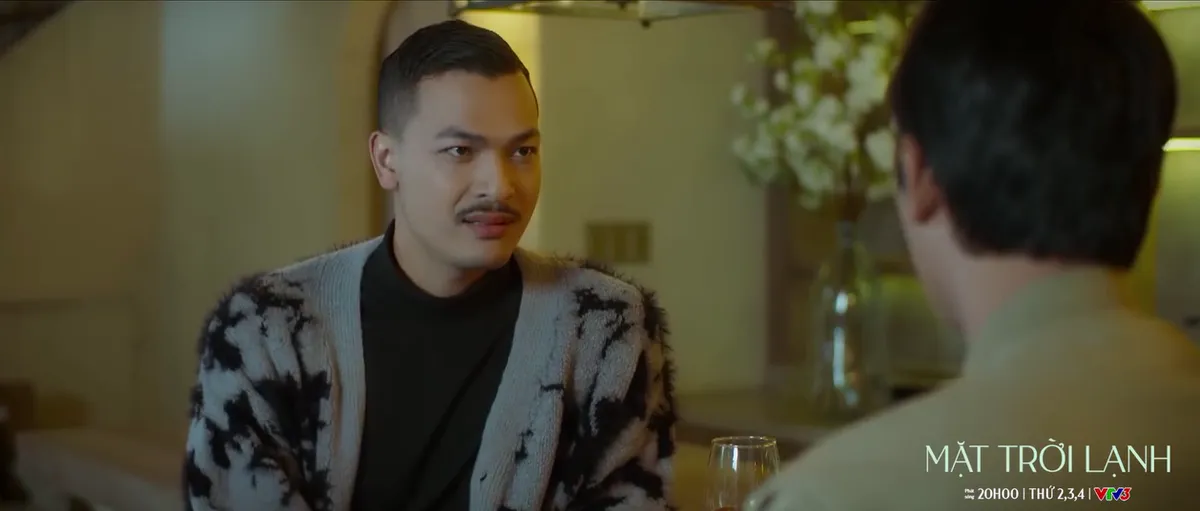 Mặt trời lạnh - Tập 26: Thiếu gia đưa bạn gái ra mắt gia đình theo cách đặc biệt- Ảnh 3. Mặt trời lạnh - Tập 26: Thiếu gia đưa bạn gái ra mắt gia đình theo cách đặc biệt- Ảnh 3.