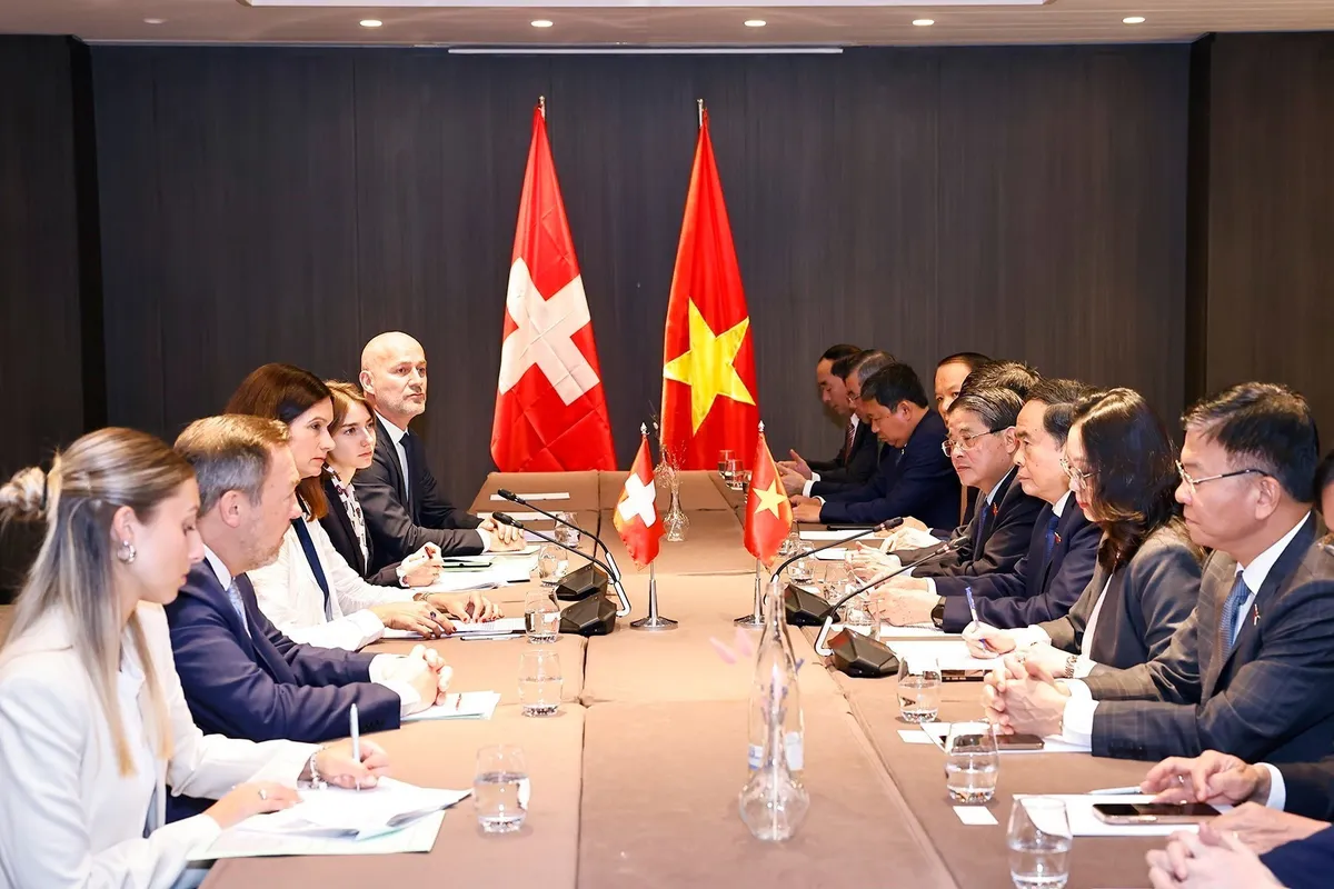 Chủ tịch Quốc hội Trần Thanh Mẫn hội kiến Chủ tịch Hạ viện Thụy Sĩ- Ảnh 1. Chủ tịch Quốc hội Trần Thanh Mẫn hội kiến Chủ tịch Hạ viện Thụy Sĩ- Ảnh 1.