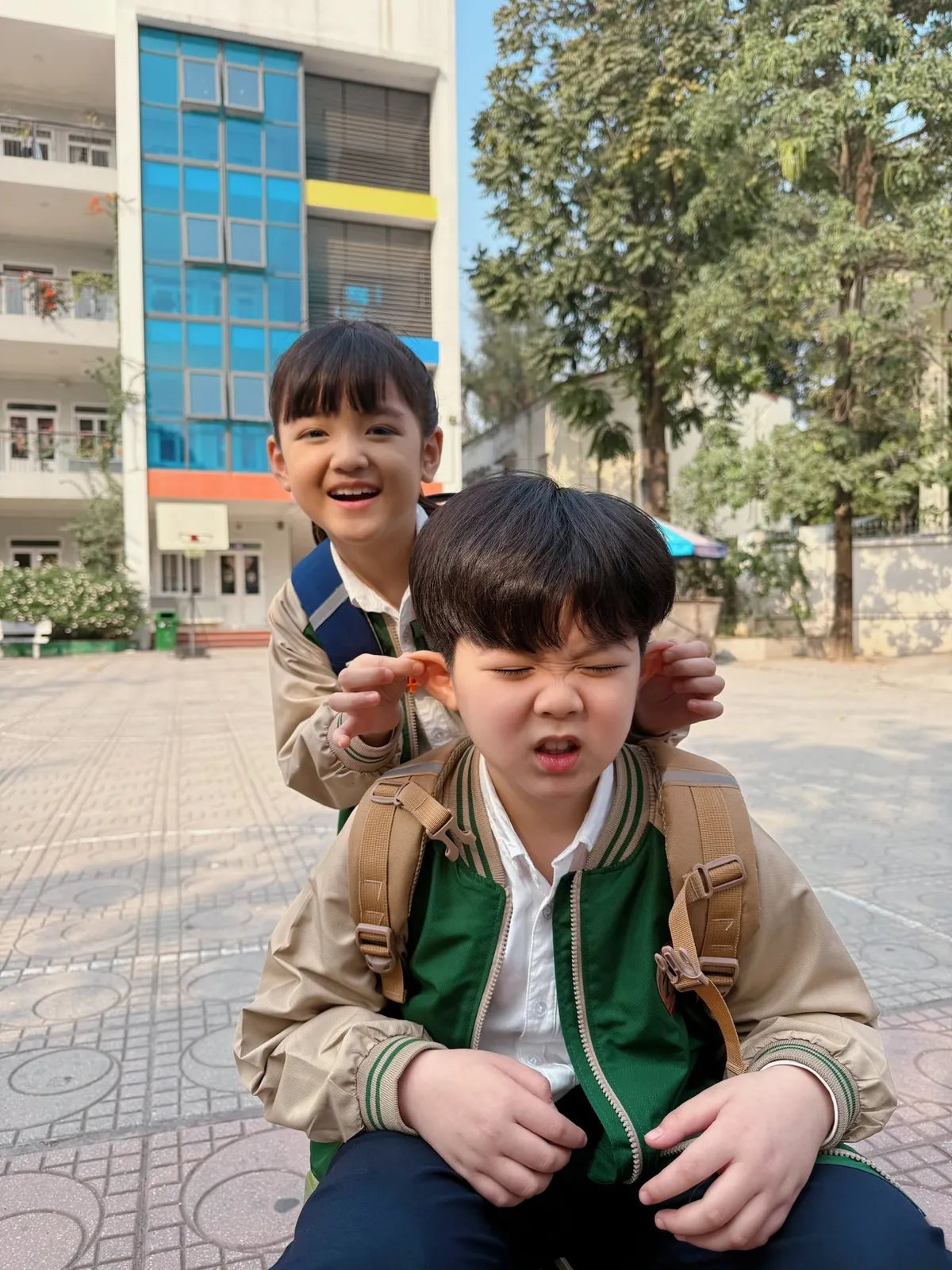 Trọng Lân - Anh Đào quấn quýt bên các con ở hậu trường Cầu vồng ở phía chân trời - Ảnh 10.