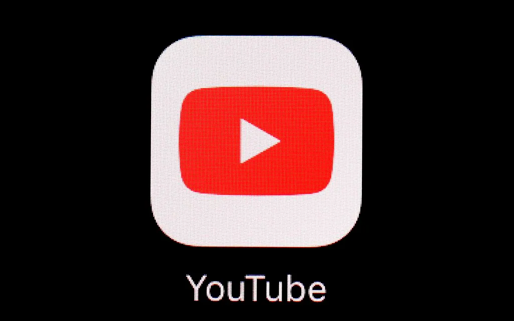 Biểu tượng ứng dụng YouTube hiển thị trên một chiếc iPad tại Baltimore (Ảnh: AP) Biểu tượng ứng dụng YouTube hiển thị trên một chiếc iPad tại Baltimore (Ảnh: AP)