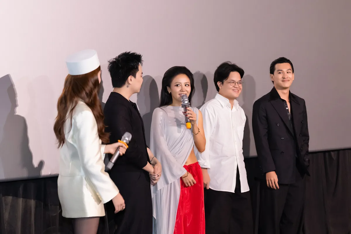 Văn Mai Hương bắt tay ekip quốc tế trong sản phẩm âm nhạc mới- Ảnh 1. Văn Mai Hương bắt tay ekip quốc tế trong sản phẩm âm nhạc mới- Ảnh 1.