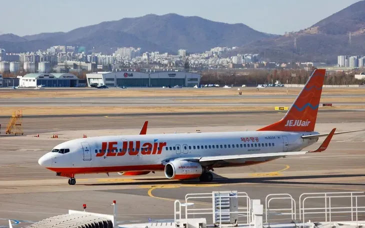 Máy bay của hãng hàng không Hàn Quốc Jeju Air (Ảnh: bloomberg.com) Máy bay của hãng hàng không Hàn Quốc Jeju Air (Ảnh: bloomberg.com)