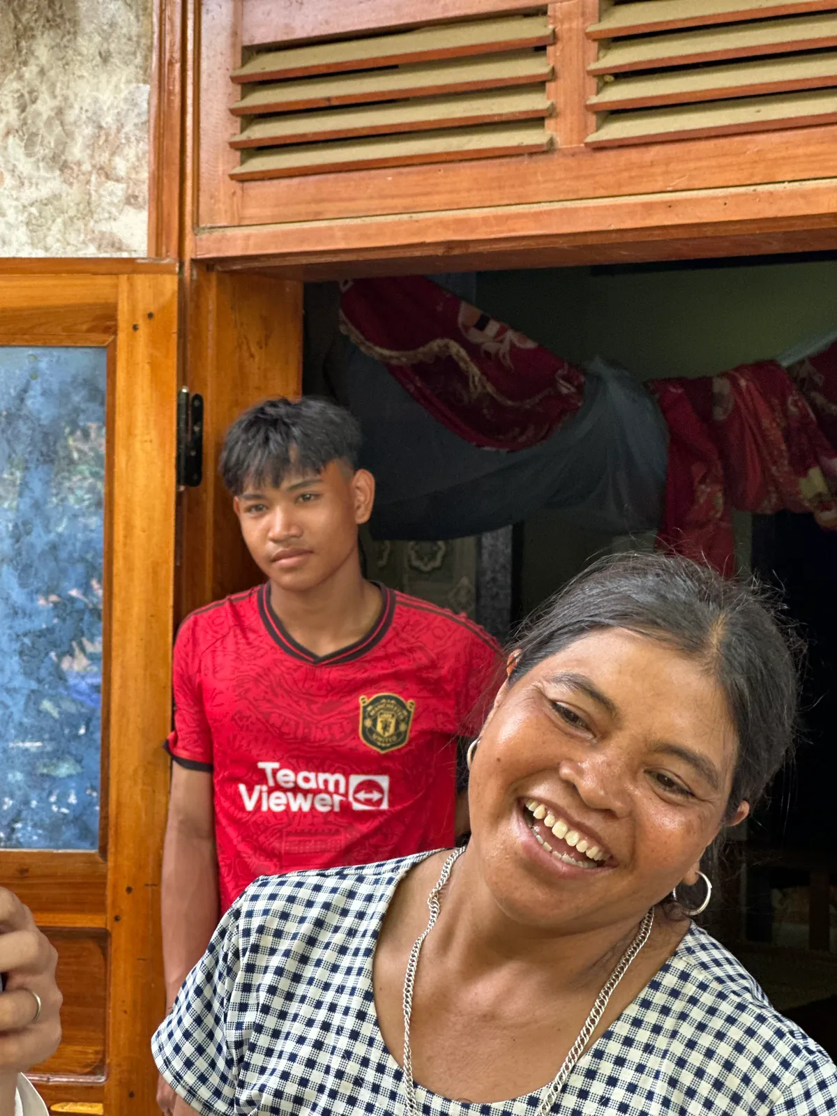 T&acirc;y tiến - H&agrave;nh tr&igrave;nh xuy&ecirc;n m&acirc;y, dệt nắng- Ảnh 7.