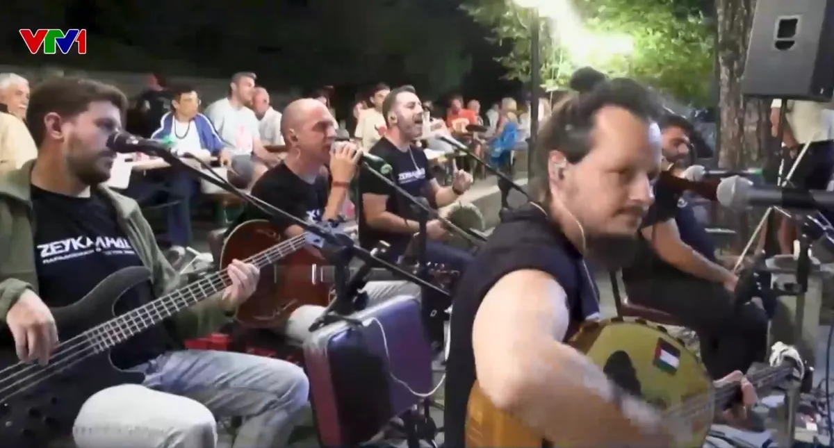 Lễ hội m&ugrave;a h&egrave; ở Hy Lạp - Ảnh 1.