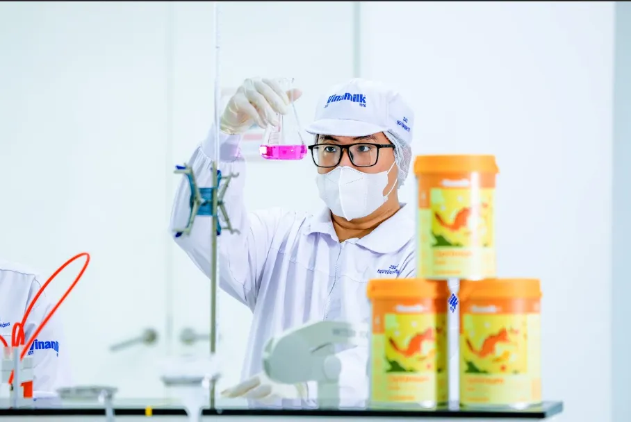 Đổi mới sản phẩm, đột ph&aacute; c&ocirc;ng nghệ gi&uacute;p Vinamilk khẳng định vị thế thương hiệu, tăng trưởng doanh thu Qu&yacute; 2/2025 - Ảnh 3.