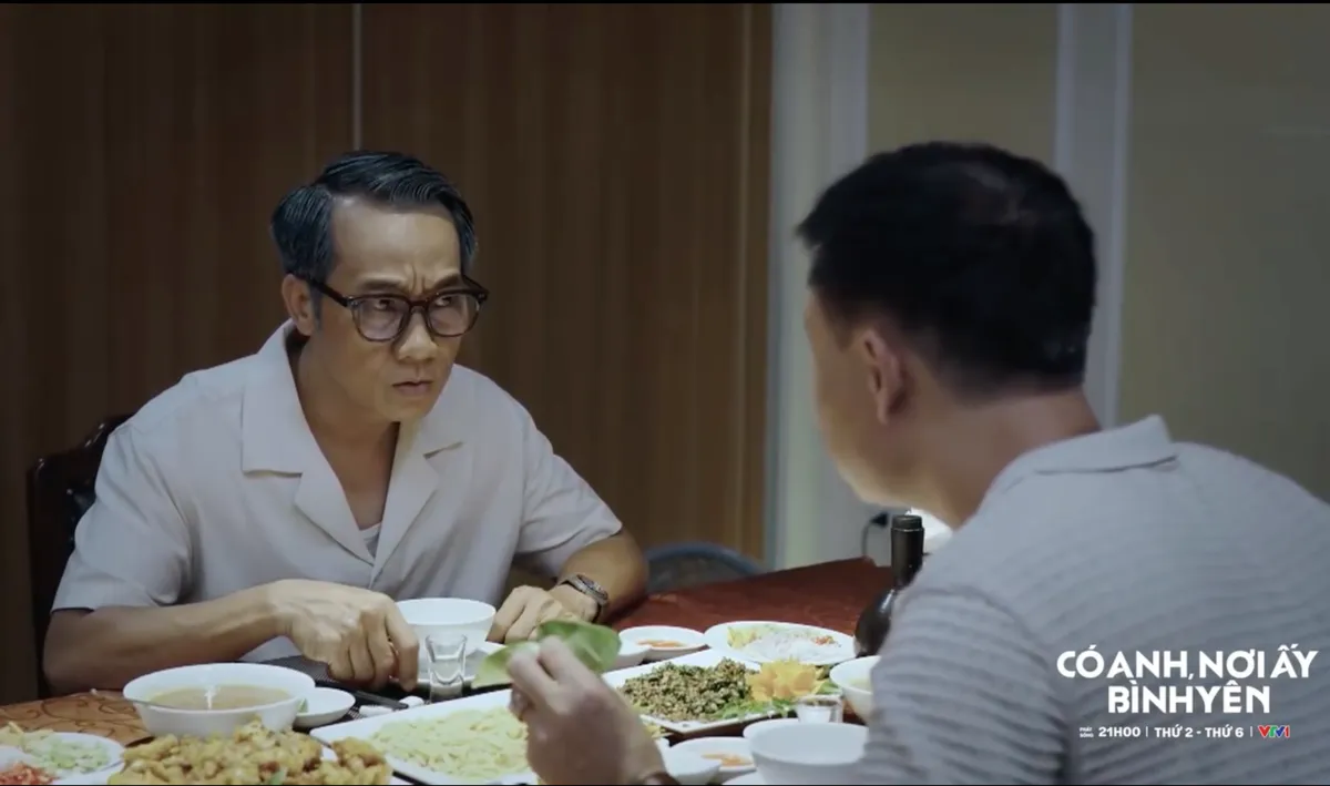 Có anh, nơi ấy bình yên - Tập 3: Chủ tịch Thứ lo mất ghế, Bằng tính nước cờ mới - Ảnh 6.