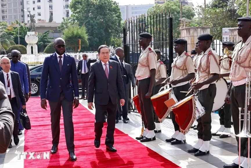 Đ&oacute;ng g&oacute;p thực chất trong giải quyết c&aacute;c vấn đề to&agrave;n cầu - Ảnh 1.