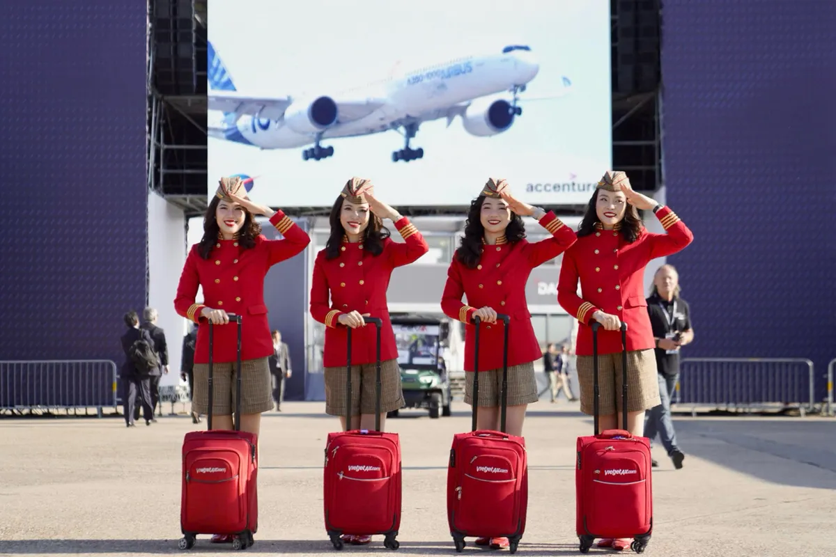 Vietjet vượt kế hoạch kinh doanh, đặt hàng tàu bay lớn, tự phục vụ mặt đất, trúng thầu dự án Long Thành - Ảnh 4.