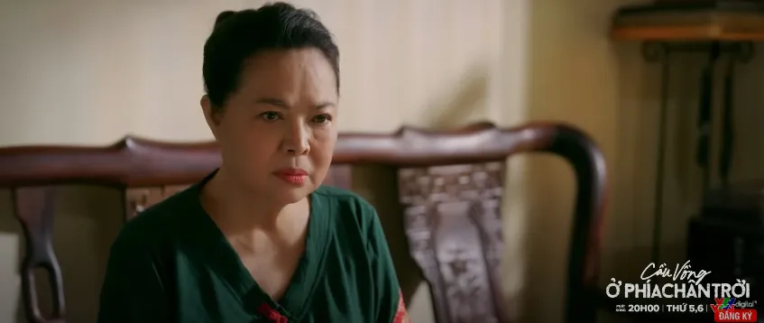 Cầu vồng ở ph&iacute;a ch&acirc;n trời - Tập 18: Chồng cũ của Oanh kh&ocirc;ng muốn người đ&agrave;n &ocirc;ng kh&aacute;c l&agrave;m bố của con trai m&igrave;nh - Ảnh 3.