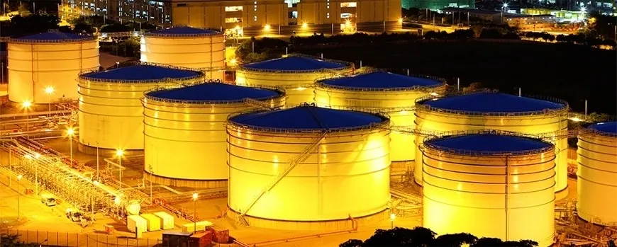 Gi&aacute; xăng dầu h&ocirc;m nay 1-8, quay đầu giảm - Ảnh 1.jpg