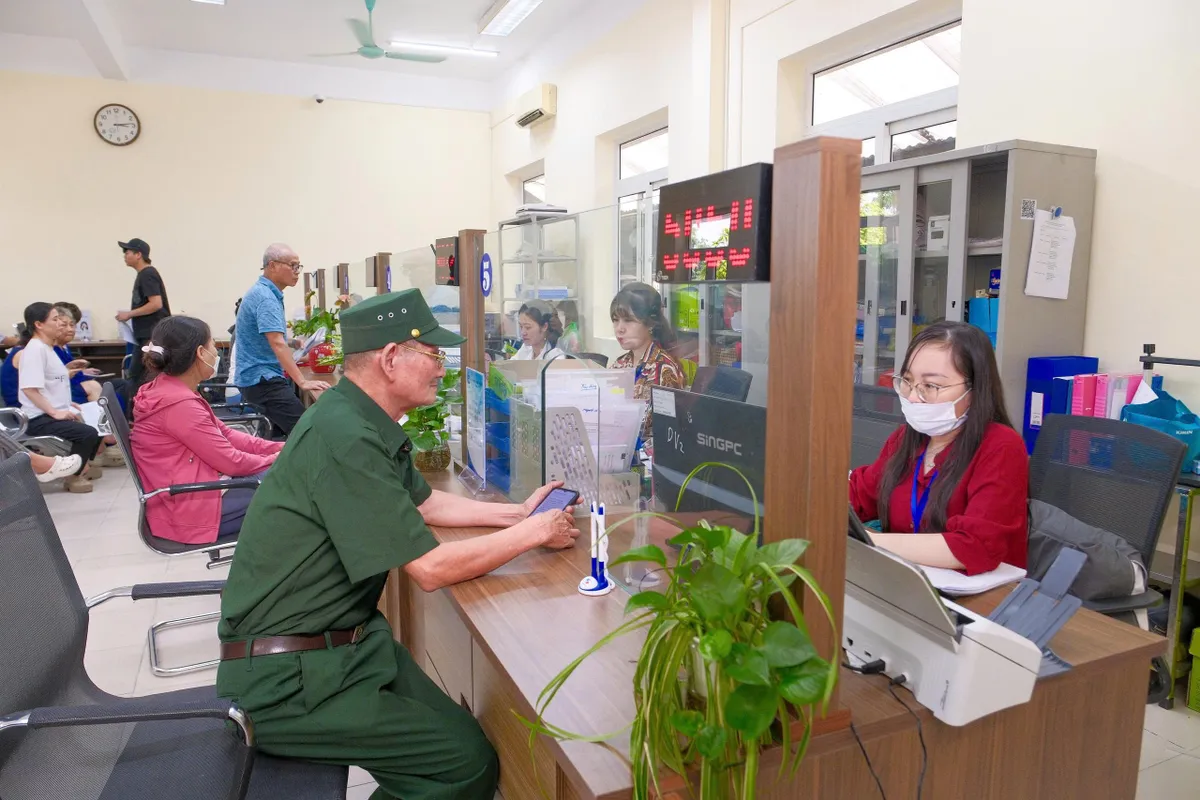 Hà Nội: Mô Hhnh Chính quyền hai cấp đem lại sự thuận tiện cho người dân - Ảnh 1.