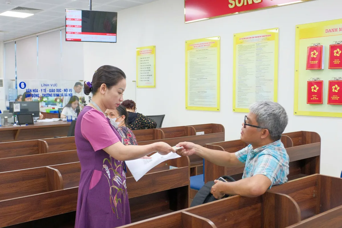 Hà Nội: Mô Hhnh Chính quyền hai cấp đem lại sự thuận tiện cho người dân - Ảnh 2.