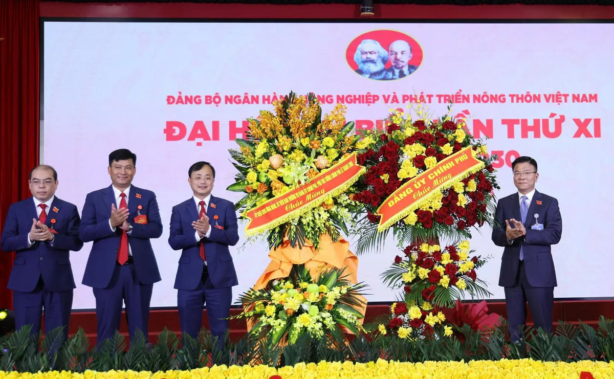 Đại hội Đảng bộ Agribank: Vững bước "tam nông", bứt phá chuyển đổi số  - Ảnh 2.