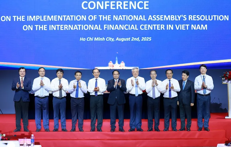 Thủ tướng chủ trì Hội nghị triển khai Nghị quyết của Quốc hội về Trung tâm tài chính quốc tế - Ảnh 1.