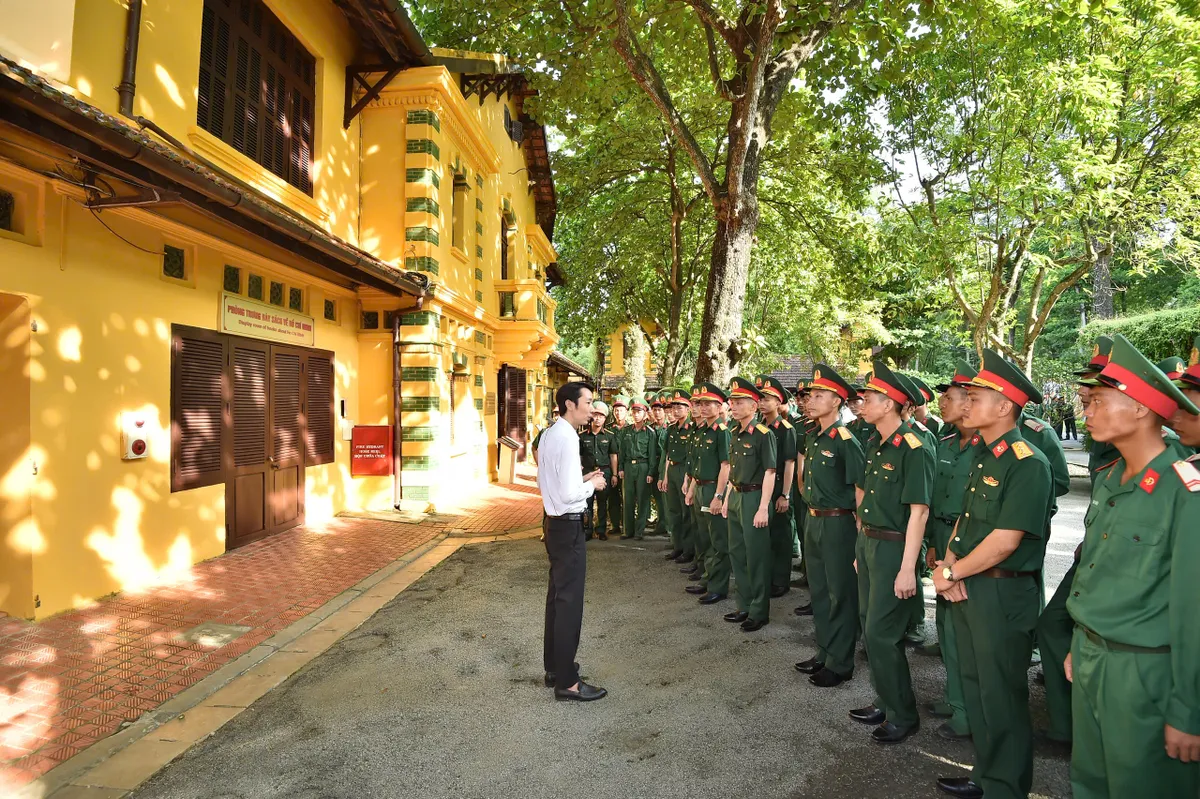 Lực lượng diễu binh, diễu hành A80 dâng hương Chủ tịch Hồ Chí Minh - Ảnh 3.