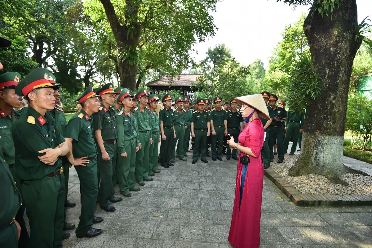 Lực lượng diễu binh, diễu hành A80 dâng hương Chủ tịch Hồ Chí Minh - Ảnh 4.