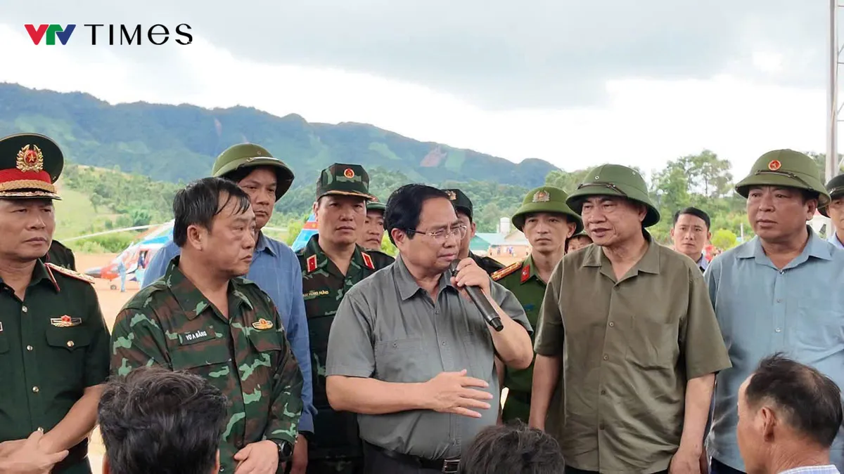 Thủ tướng Chính phủ Phạm Minh Chính trực tiếp đến chỉ đạo khắc phục hậu quả mưa lũ tại Điện Biên - Ảnh 6.
