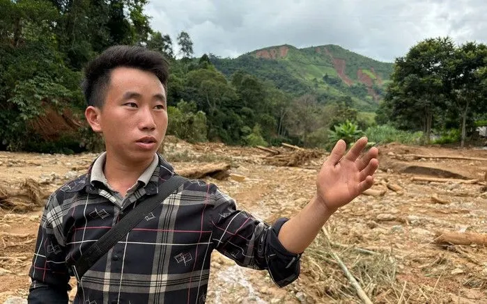 Trưởng bản Mùa A Thi 