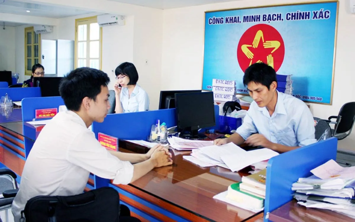 Đến ngày 1/8/2025, các bộ, cơ quan đã chủ động thực hiện cắt giảm 115 TTHC, 118 điều kiện kinh doanh và đơn giản hóa 691 TTHC. Ảnh: VGP 