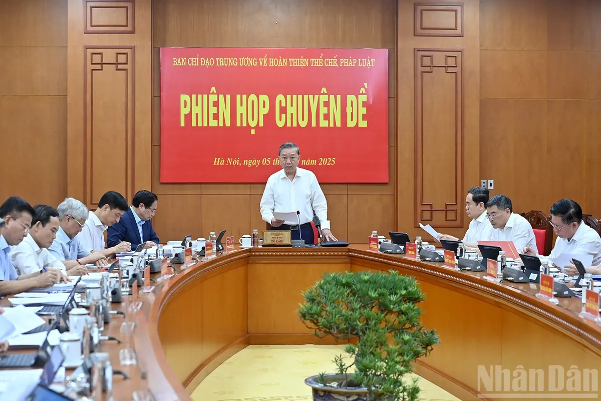 Tổng Bí thư Tô Lâm: Những điểm nghẽn về thể chế, pháp luật đã được phát hiện phải được xử lý ngay - Ảnh 1.