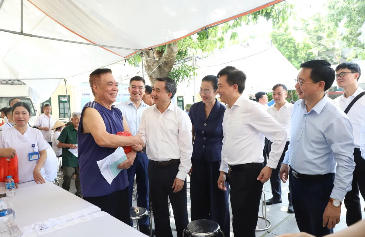 Xây dựng mạng lưới y tế thông minh, hướng tới cộng đồng - Ảnh 3.