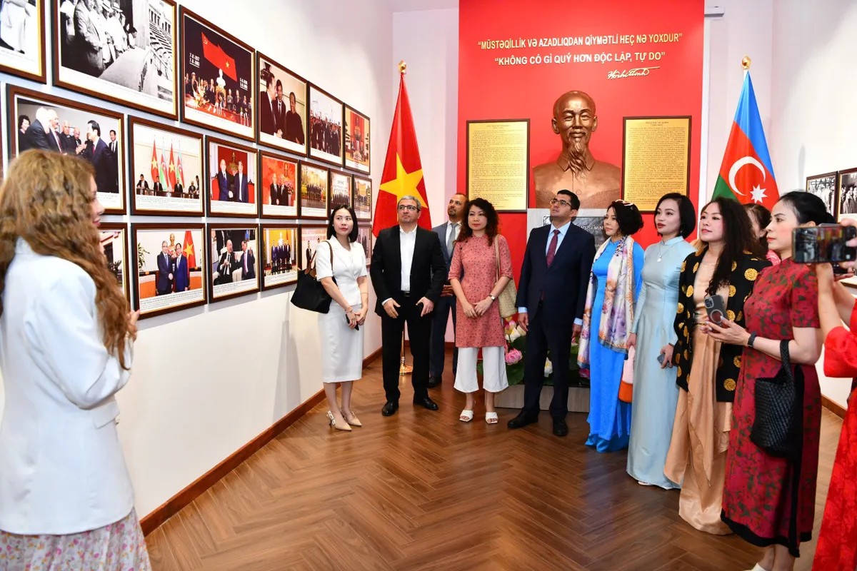 Dấu ấn "Những ngày Việt Nam tại Azerbaijan": Khi văn hóa Việt tỏa sáng giữa lòng phố cổ Baku - Ảnh 6.