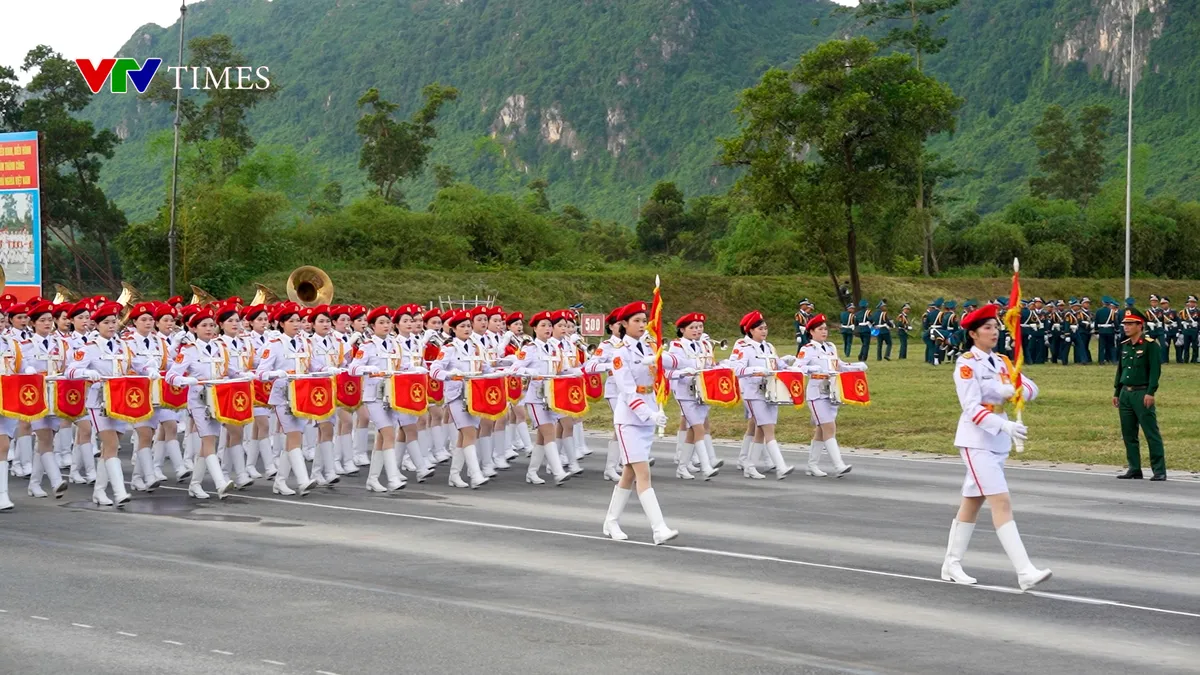 Hiện đại, khí thế và kỷ luật tại buổi tổng hợp luyện diễu binh, diễu hành lần 2 - Ảnh 8.