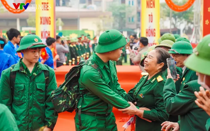 Huyện Quốc Oai (Hà Nội) tổ chức lễ giao nhận quân năm 2025. (Ảnh minh họa)