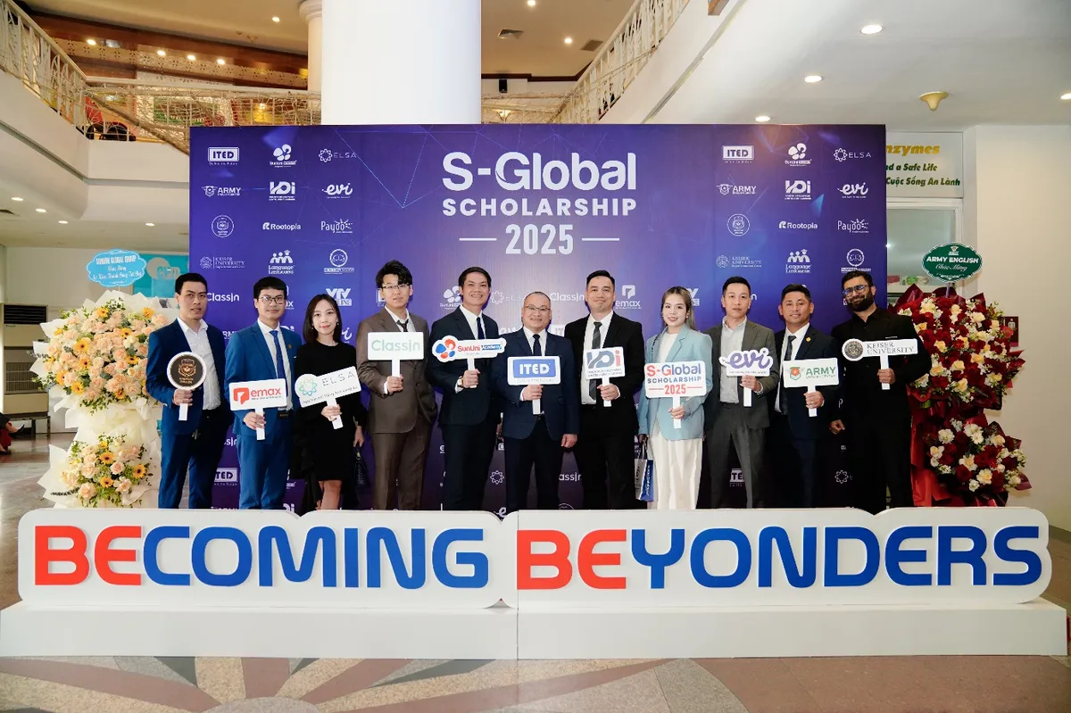 S-Global 3 Scholarship chỉ còn 500 suất học bổng tiếng Anh trực tuyến - Ảnh 2.