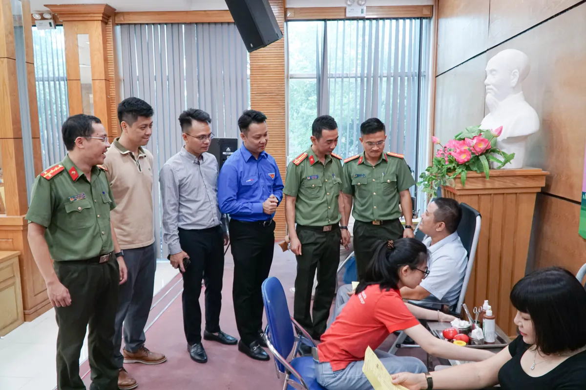 Lễ phát động hưởng ứng chiến dịch "Kỳ nghỉ hồng" năm 2025 - Ảnh 9.