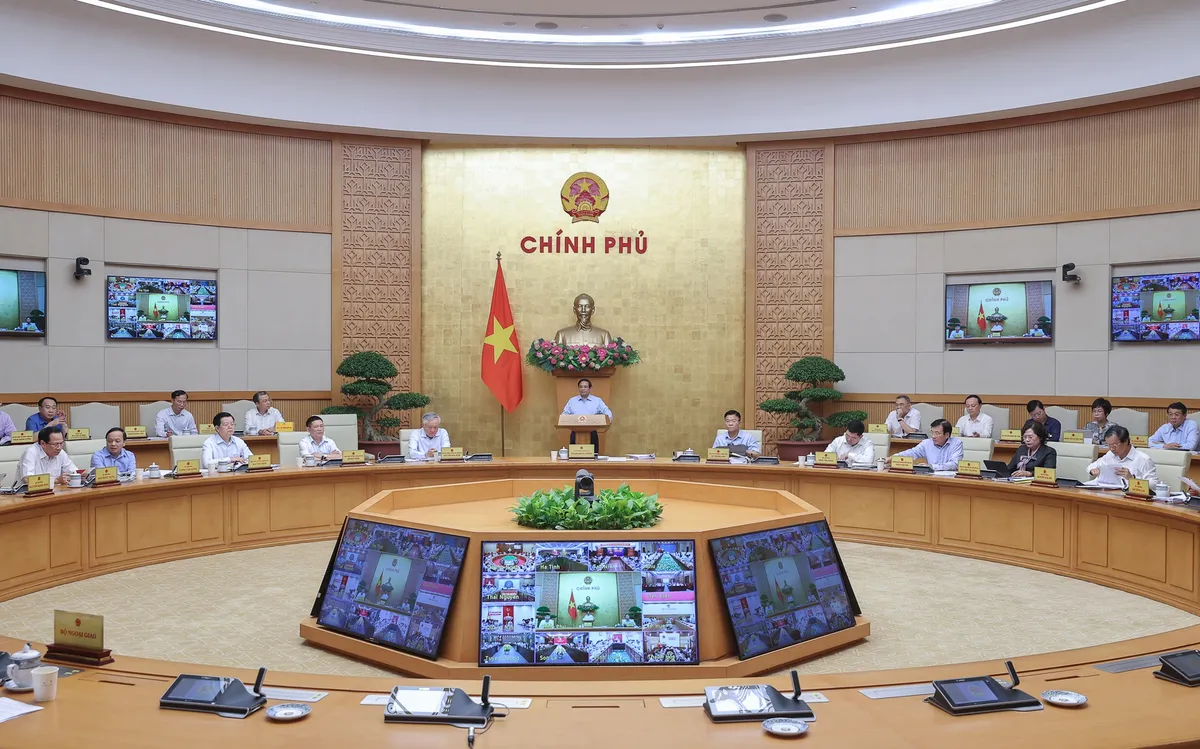 Thủ tướng Phạm Minh Chính chủ trì phiên họp Chính phủ thường kỳ tháng 7 - Ảnh 1.