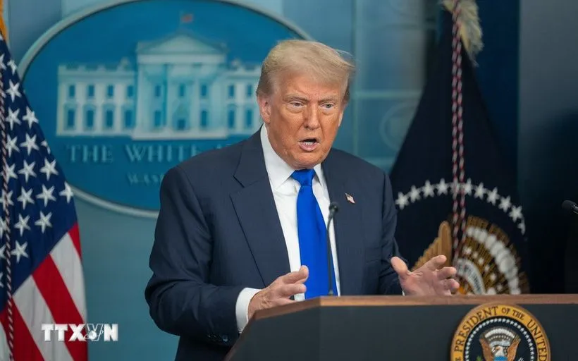 Tổng thống Mỹ Donald Trump phát biểu tại Nhà Trắng. (Ảnh: THX/TTXVN)