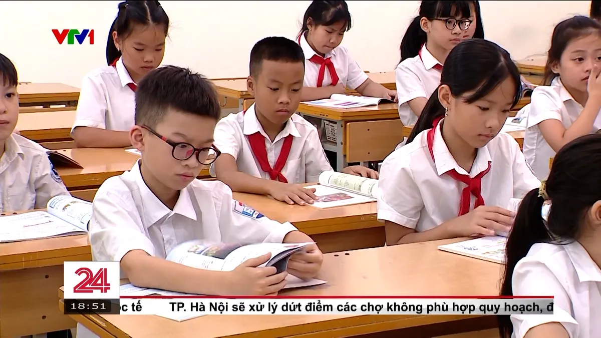 C&ocirc;ng bố bộ s&aacute;ch gi&aacute;o khoa thống nhất tr&ecirc;n to&agrave;n quốc- Ảnh 1.