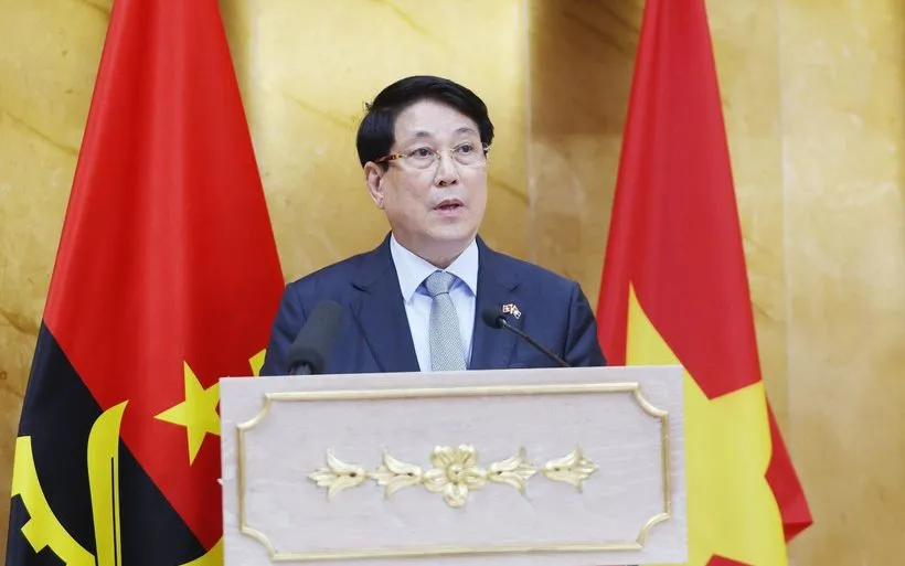 Chủ tịch nước Lương Cường phát biểu chính sách với các Nghị sĩ Quốc hội Angola.
