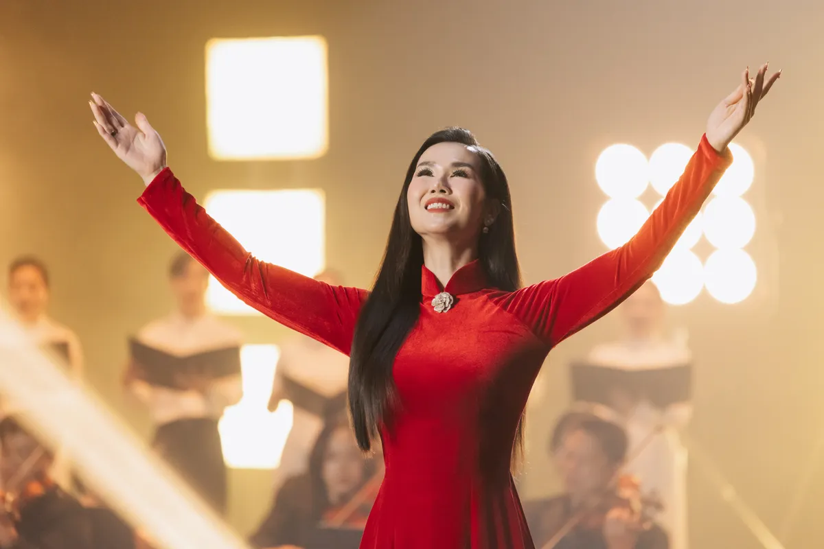 Nghệ sĩ gửi gắm niềm tự hào dân tộc trong sản phẩm nghệ thuật chào mừng Quốc khánh 2/9 - Ảnh 2.