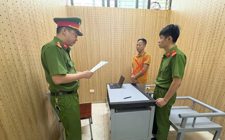 Khởi tố 42 bị can trong vụ khai thác vàng trái phép tại Sơn La - Ảnh 3.