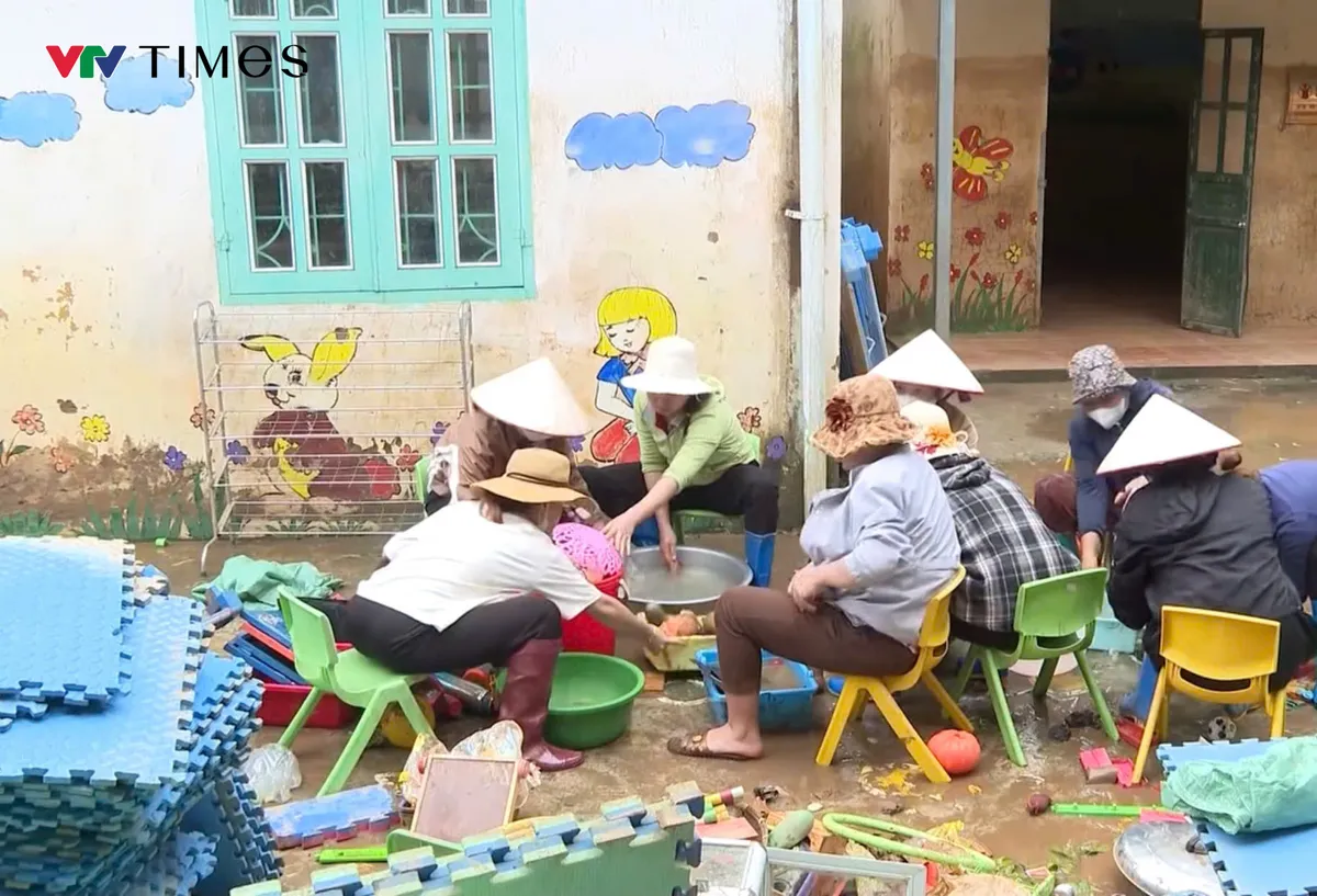 Điện Biên: Các trường vùng lũ “chạy đua” với thời gian để đón năm học mới - Ảnh 6.