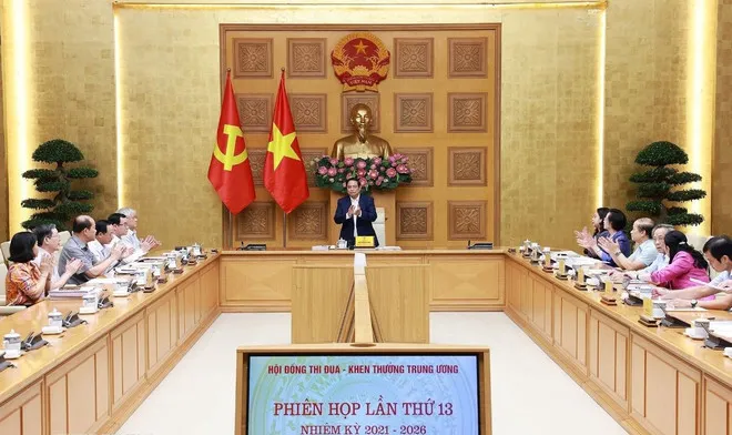 Thủ tướng Phạm Minh Chính: Khen thưởng kịp thời các thành tích đặc biệt - Ảnh 1.