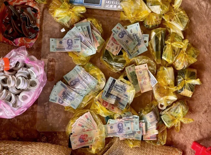  Tây Ninh: Triệt phá tụ điểm đá gà quy mô lớn, bắt giữ 51 người đá gà, thu hơn 200 triệu đồng - Ảnh 3.