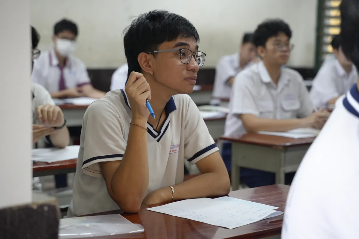 Giới trẻ và lỗ hổng “kỹ năng sinh tồn” trên không gian mạng- Ảnh 4.
