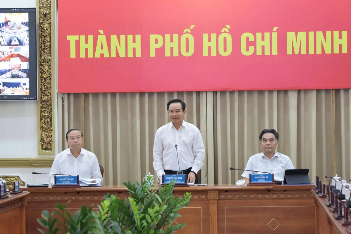 TP Hồ Chí Minh quyết tâm tăng trưởng kinh tế 10,3% trong những tháng cuối năm - Ảnh 1.