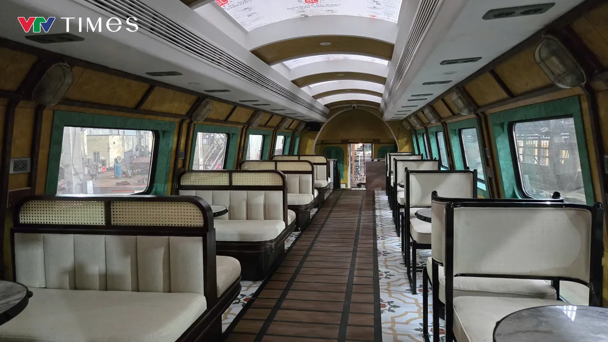 H&agrave; Nội sắp vận h&agrave;nh t&agrave;u du lịch 2 tầng: Bảo t&agrave;ng di động kết nối di sản v&agrave; kinh tế đ&ecirc;m - Ảnh 3.