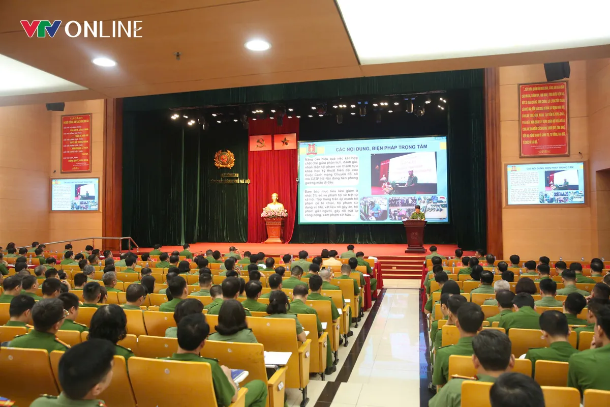 Công an Hà Nội mở đợt cao điểm tấn công, trấn áp tội phạm bảo đảm an ninh các sự kiện lớn - Ảnh 1.