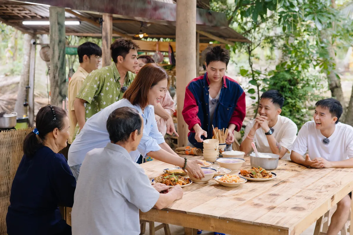 Gia đình Haha - Tập 9: Những ngày nơi mênh mang sông nước miền Tây - Ảnh 2.