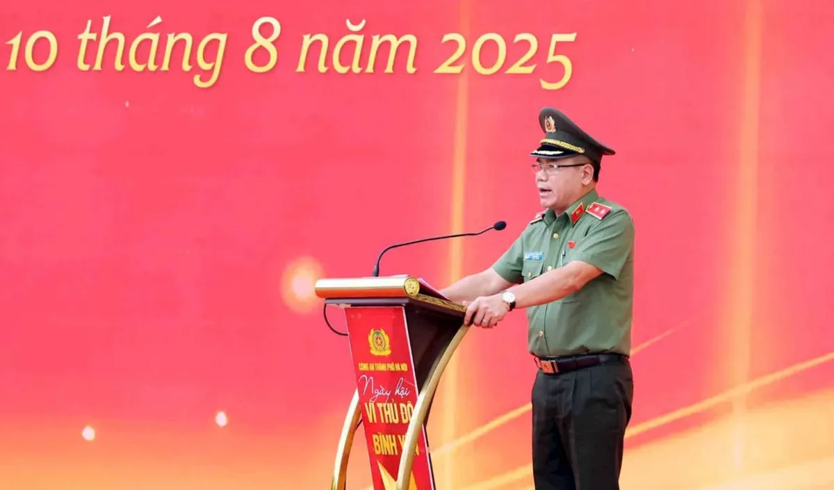 Lực lượng CSGT Thủ đô góp phần bảo đảm thành công “Ngày hội Vì Thủ đô bình yên” - Ảnh 1.