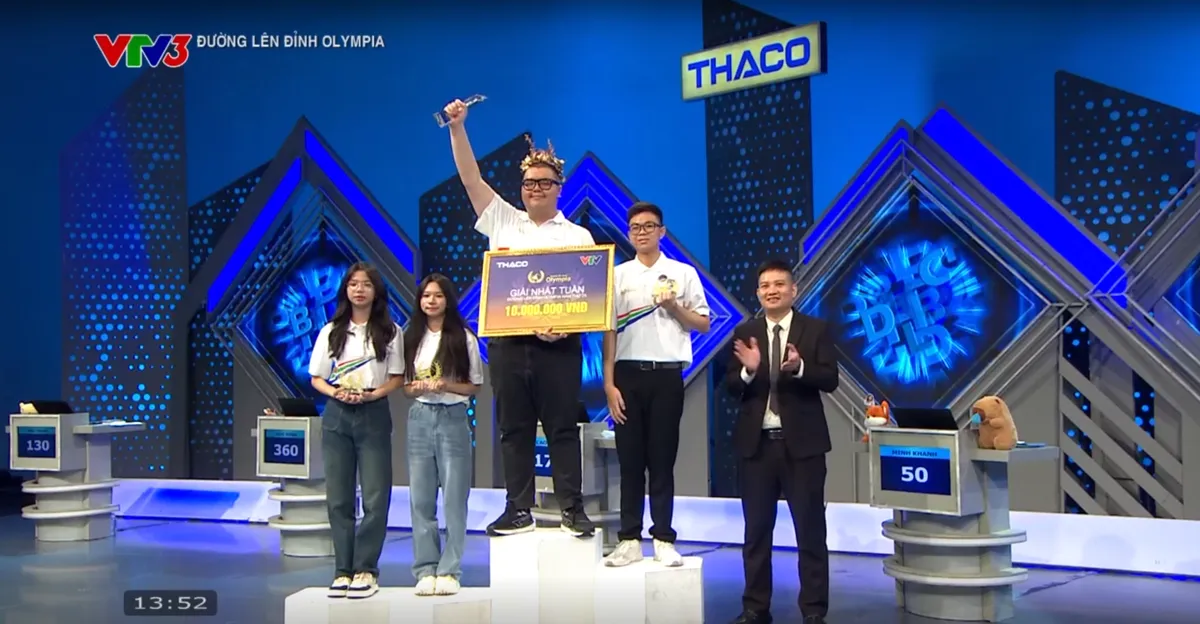 Nam sinh Hà Nội xác lập kỷ lục điểm số ở Đường lên đỉnh Olympia năm thứ 25- Ảnh 9. Nam sinh Hà Nội xác lập kỷ lục điểm số ở Đường lên đỉnh Olympia năm thứ 25- Ảnh 9.