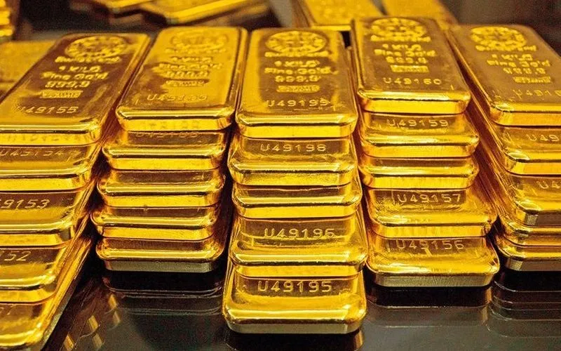 Giá vàng giảm mạnh 