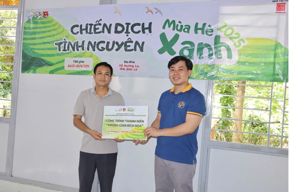 Tuổi trẻ Đại học Quốc gia Hà Nội chia sẻ yêu thương tại bản làng vùng cao- Ảnh 6.