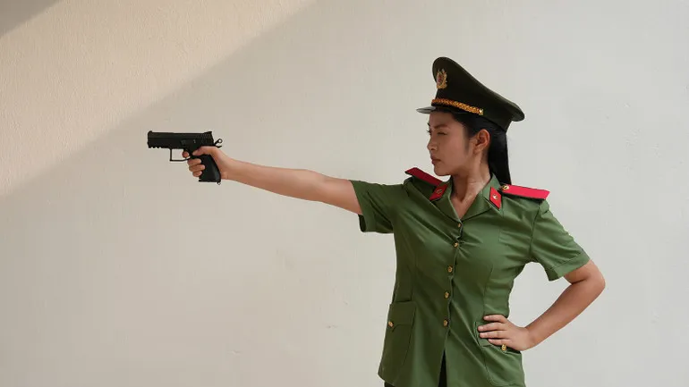 Ca sĩ Duyên Quỳnh ra mắt ca khúc tri ân lực lượng Công an nhân dân - Ảnh 2.